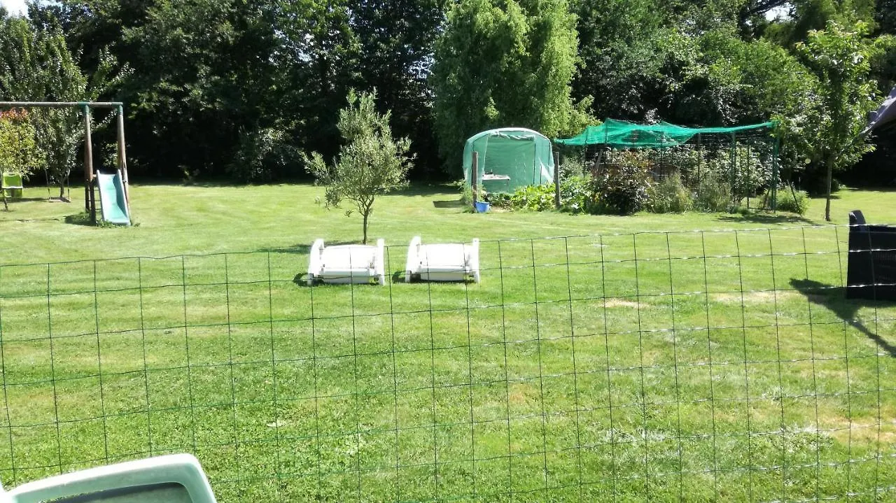 Kirch B&B Trimer Bed & Breakfast